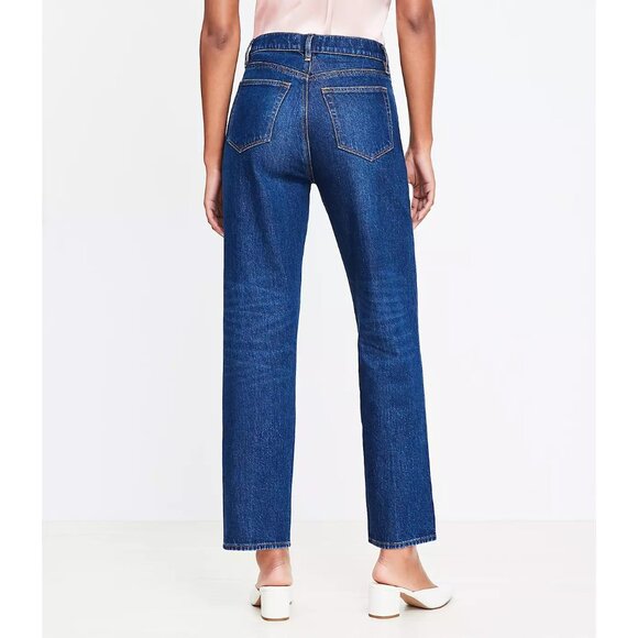 NWT LOFT Pintucked High Rise Straight Jeans in Refined Dark Indigo Wash 26 - Picture 2 of 3